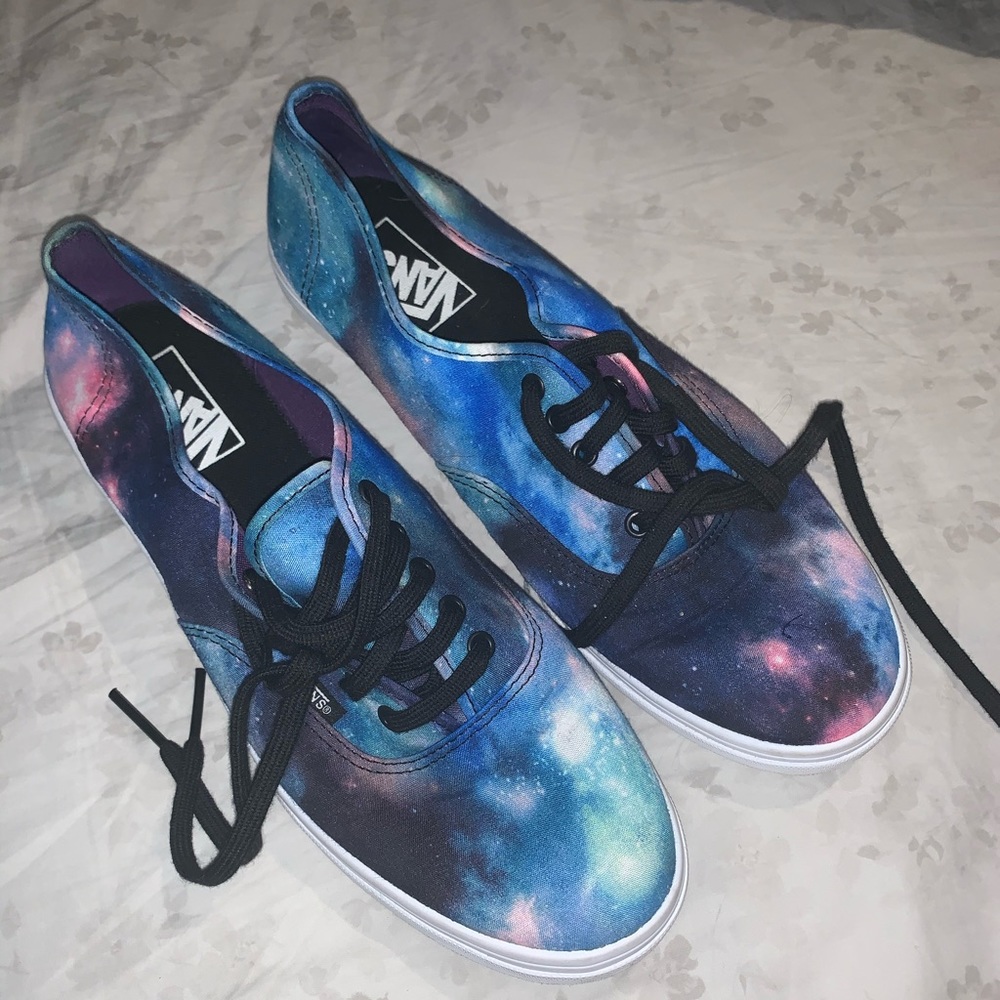 Vans cosmic pattern